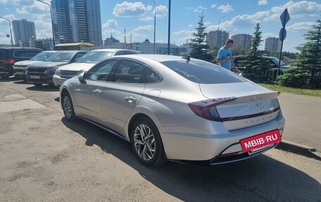 Hyundai Sonata VIII, 2021 год, 3 000 000 рублей, 2 фотография