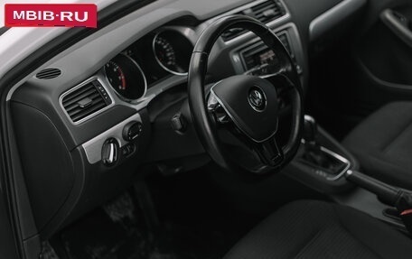 Volkswagen Jetta VI, 2018 год, 1 562 000 рублей, 7 фотография