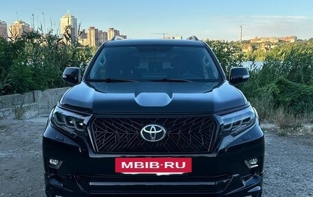 Toyota Land Cruiser Prado 150 рестайлинг 2, 2020 год, 6 200 000 рублей, 3 фотография