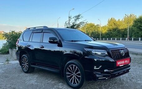 Toyota Land Cruiser Prado 150 рестайлинг 2, 2020 год, 6 200 000 рублей, 4 фотография