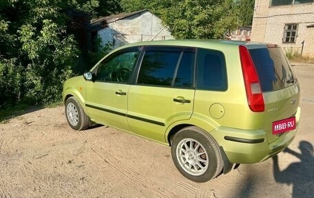 Ford Fusion I, 2004 год, 400 000 рублей, 6 фотография