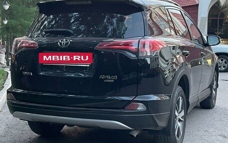 Toyota RAV4, 2018 год, 2 800 000 рублей, 16 фотография