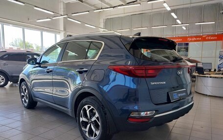 KIA Sportage IV рестайлинг, 2021 год, 2 760 000 рублей, 10 фотография