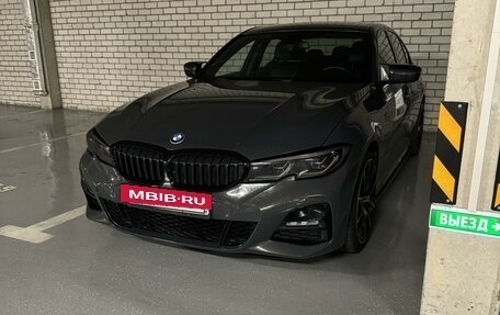 BMW 3 серия, 2019 год, 3 300 000 рублей, 3 фотография