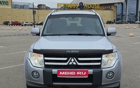 Mitsubishi Pajero IV, 2011 год, 1 980 000 рублей, 1 фотография