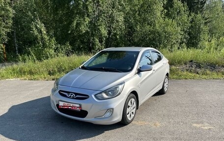 Hyundai Solaris II рестайлинг, 2014 год, 1 000 000 рублей, 1 фотография