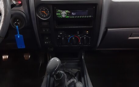 Toyota Land Cruiser Prado 90 рестайлинг, 1998 год, 660 000 рублей, 14 фотография