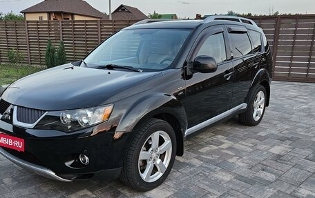 Mitsubishi Outlander III рестайлинг 3, 2007 год, 1 290 000 рублей, 3 фотография