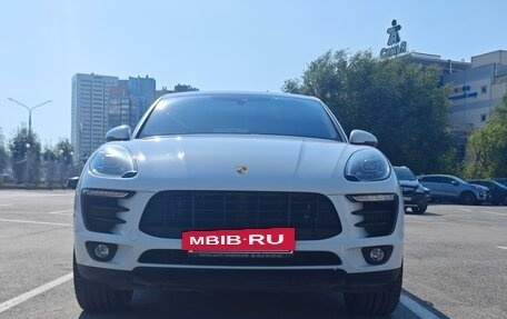 Porsche Macan I рестайлинг, 2016 год, 4 500 000 рублей, 3 фотография