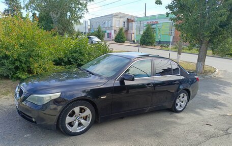 BMW 5 серия, 2004 год, 950 000 рублей, 1 фотография