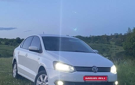 Volkswagen Polo VI (EU Market), 2014 год, 1 180 000 рублей, 3 фотография