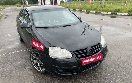 Volkswagen Jetta VI, 2006 год, 650 000 рублей, 2 фотография