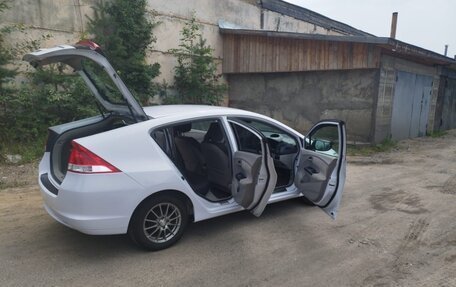 Honda Insight II рестайлинг, 2009 год, 895 000 рублей, 2 фотография