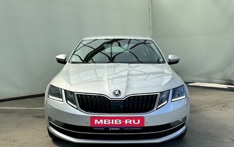 Skoda Octavia, 2017 год, 1 980 000 рублей, 3 фотография