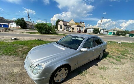 Mercedes-Benz E-Класс, 2003 год, 1 000 000 рублей, 6 фотография