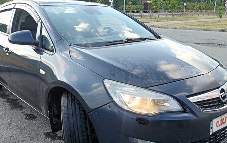 Opel Astra J, 2010 год, 590 000 рублей, 9 фотография