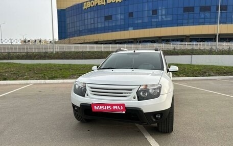 Renault Duster I рестайлинг, 2013 год, 1 050 000 рублей, 3 фотография