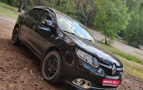 Renault Logan II, 2015 год, 925 000 рублей, 1 фотография