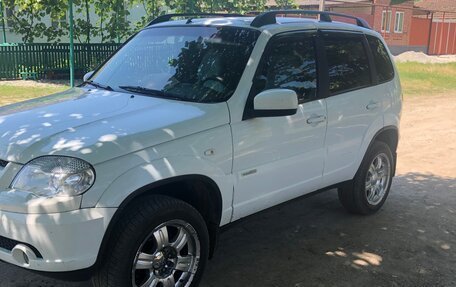 Chevrolet Niva I рестайлинг, 2013 год, 730 000 рублей, 5 фотография