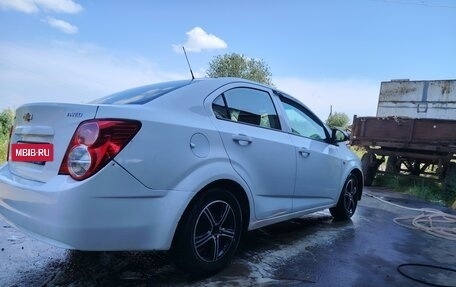 Chevrolet Aveo III, 2013 год, 595 000 рублей, 5 фотография