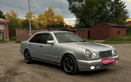 Mercedes-Benz E-Класс, 1998 год, 565 000 рублей, 4 фотография