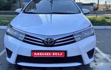 Toyota Corolla, 2014 год, 1 315 000 рублей, 2 фотография