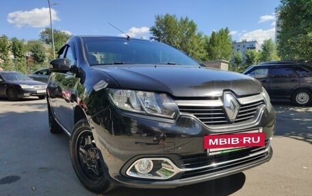 Renault Logan II, 2015 год, 925 000 рублей, 4 фотография