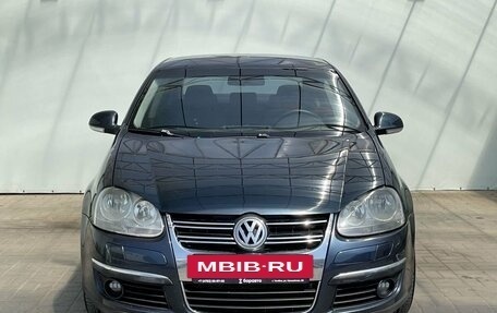 Volkswagen Jetta VI, 2009 год, 810 000 рублей, 3 фотография