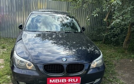 BMW 5 серия, 2007 год, 1 300 000 рублей, 3 фотография