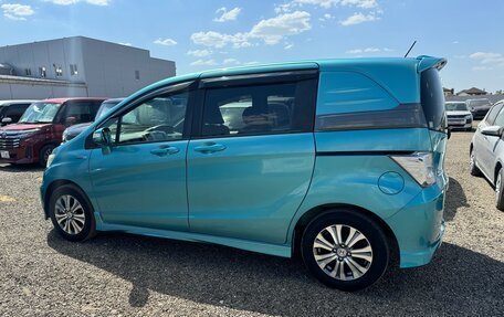 Honda Freed I, 2013 год, 1 420 000 рублей, 3 фотография