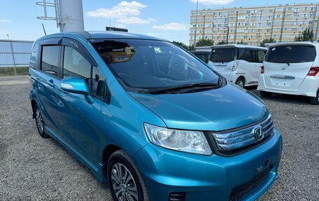 Honda Freed I, 2013 год, 1 420 000 рублей, 9 фотография