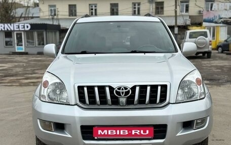 Toyota Land Cruiser Prado 120 рестайлинг, 2006 год, 2 600 000 рублей, 3 фотография