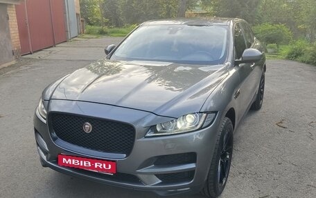 Jaguar F-Pace, 2018 год, 3 100 000 рублей, 4 фотография