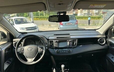 Toyota RAV4, 2015 год, 2 500 000 рублей, 13 фотография