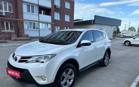 Toyota RAV4, 2014 год, 2 100 000 рублей, 4 фотография