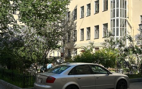 Audi A4, 2003 год, 900 000 рублей, 4 фотография