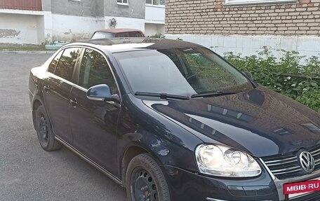 Volkswagen Jetta VI, 2009 год, 689 000 рублей, 5 фотография