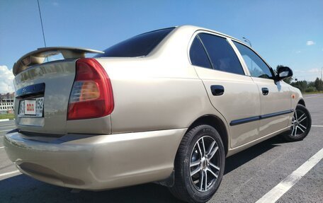 Hyundai Accent II, 2004 год, 370 000 рублей, 3 фотография