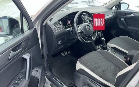 Volkswagen Tiguan II, 2019 год, 3 050 000 рублей, 11 фотография