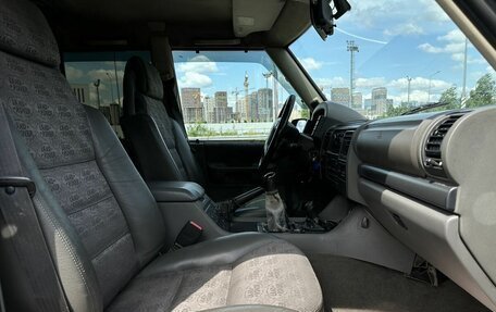 Land Rover Discovery III, 2000 год, 785 500 рублей, 23 фотография