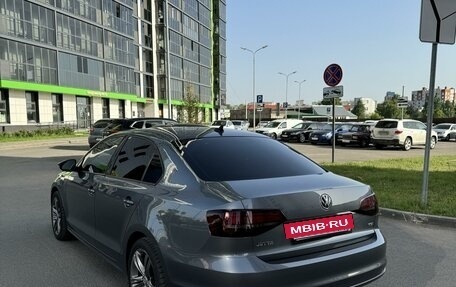 Volkswagen Jetta VI, 2018 год, 1 770 000 рублей, 4 фотография