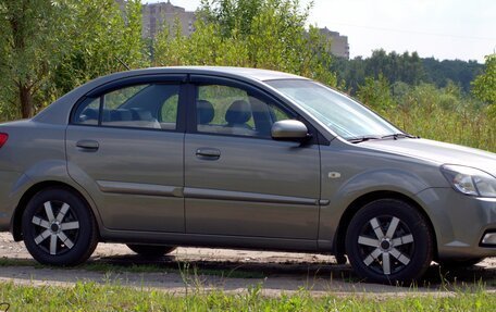 KIA Rio II, 2011 год, 680 000 рублей, 2 фотография