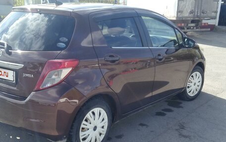 Toyota Vitz, 2011 год, 840 000 рублей, 7 фотография