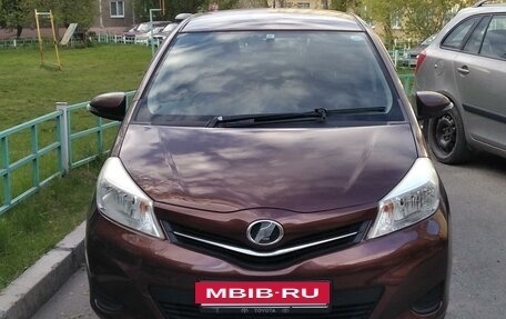 Toyota Vitz, 2011 год, 840 000 рублей, 4 фотография