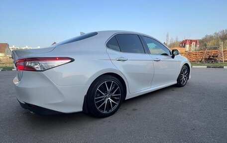 Toyota Camry, 2021 год, 5 350 000 рублей, 3 фотография