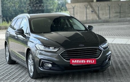 Ford Mondeo V, 2019 год, 2 450 000 рублей, 4 фотография