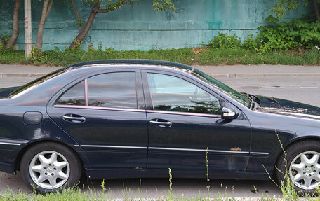 Mercedes-Benz C-Класс, 2002 год, 400 000 рублей, 3 фотография