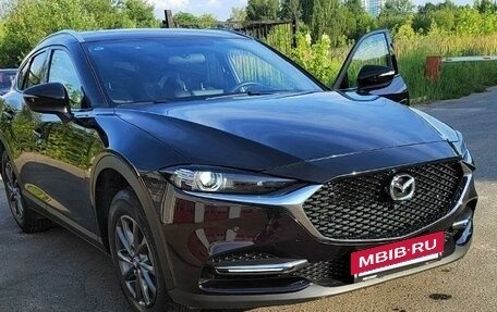 Mazda CX-4, 2023 год, 3 500 000 рублей, 3 фотография