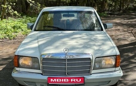 Mercedes-Benz S-Класс, 1980 год, 469 000 рублей, 2 фотография