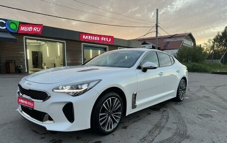 KIA Stinger I, 2019 год, 3 200 000 рублей, 1 фотография